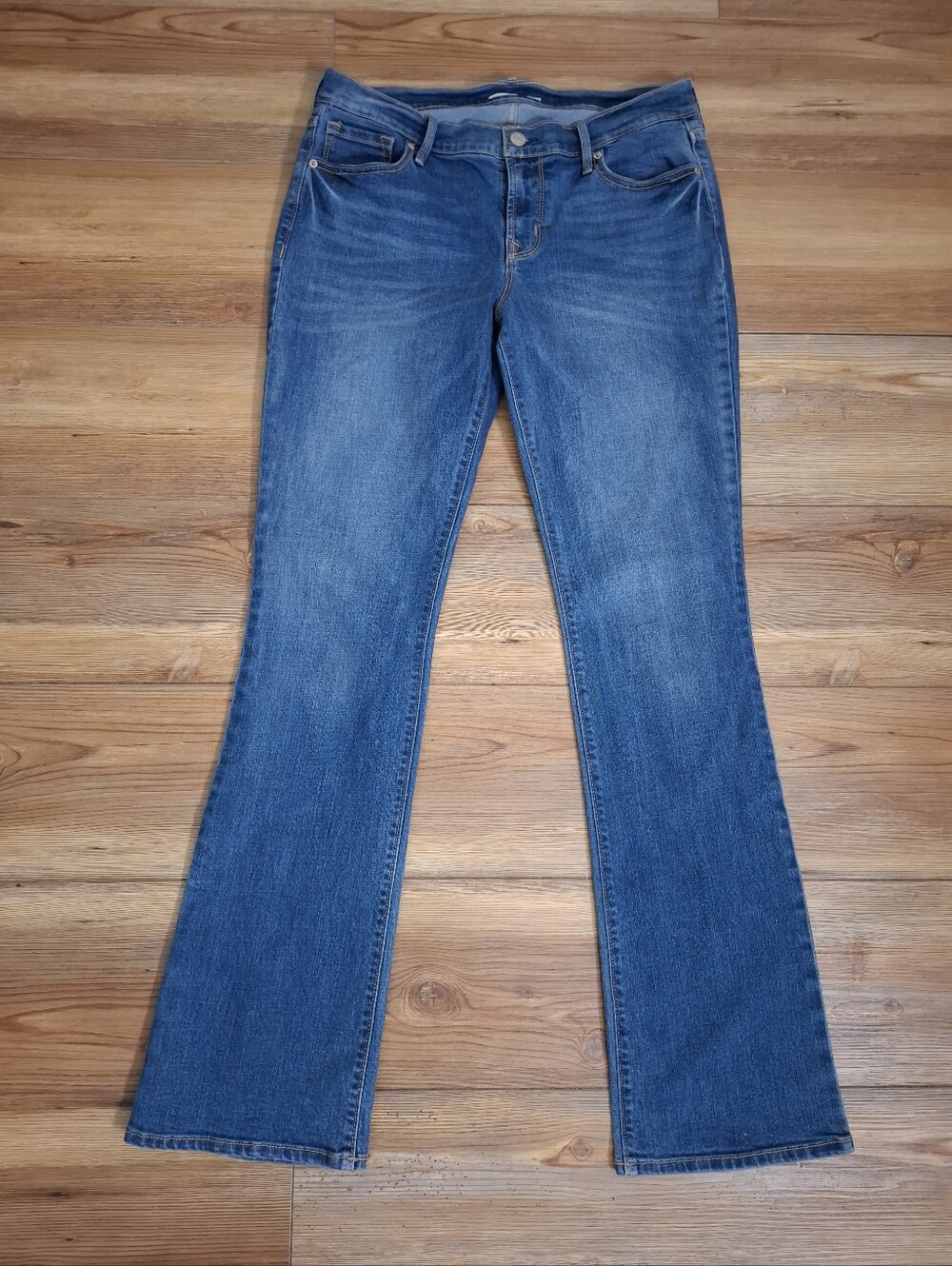 Old Navy Original Boot-Cut Jeans Women's 6 Blue Mid Rise